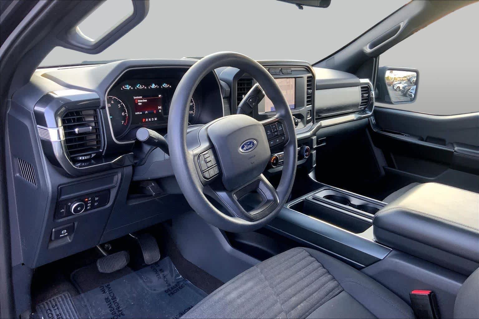 Used 2021 Agate Black Metallic Ford XL image 17