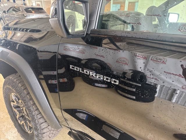 2026 Chevrolet Colorado ZR2 - Photo 28