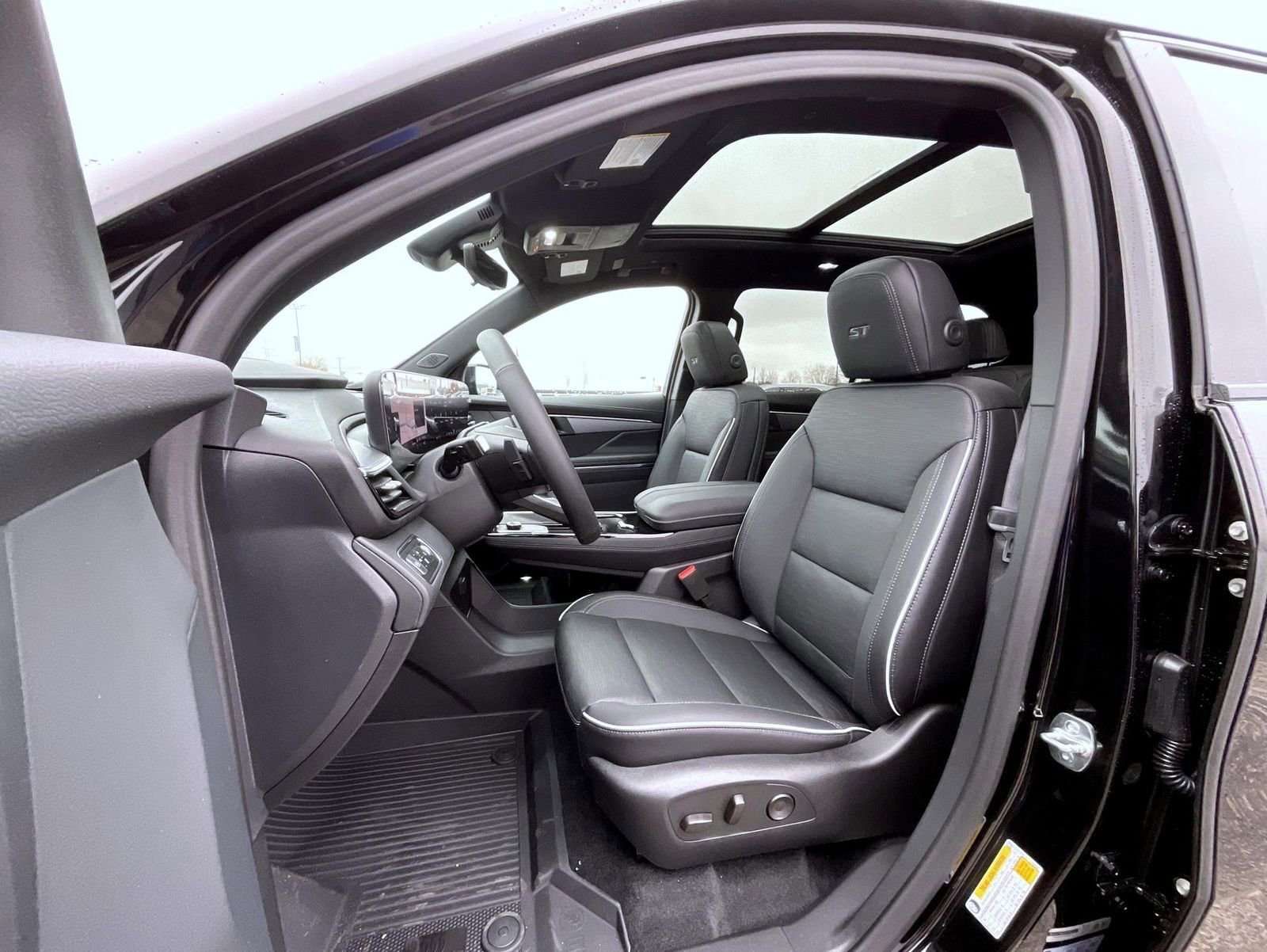 2026 Buick Enclave Sport Touring - Photo 10