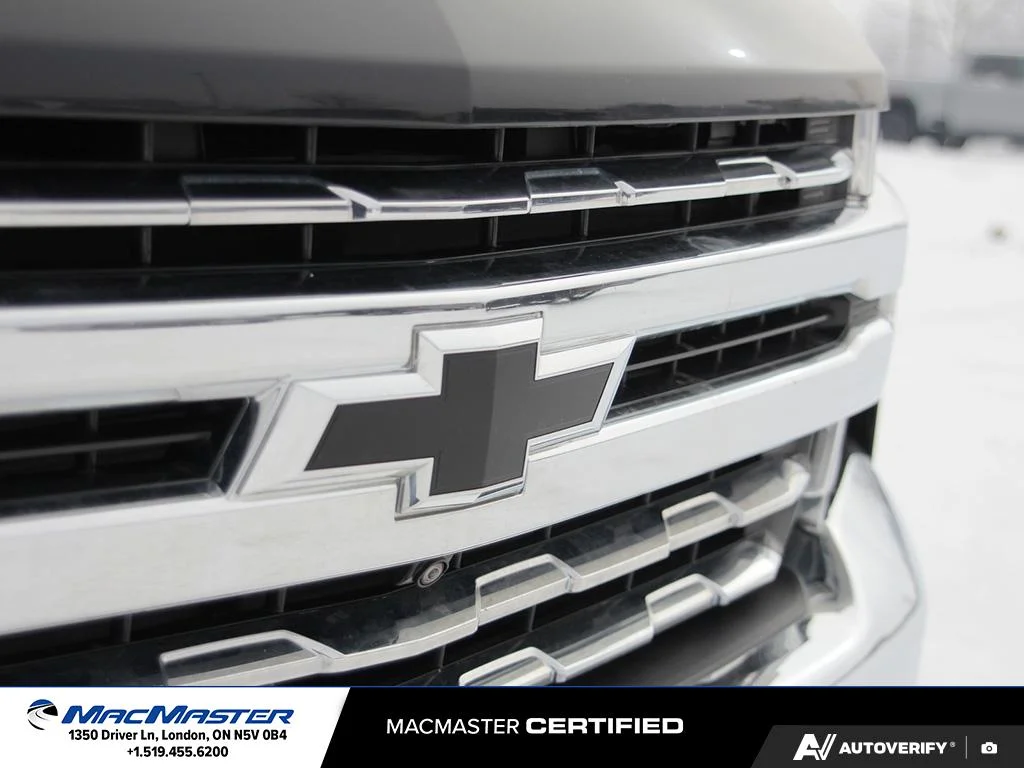 Used 2022  Chevrolet LTZ image 13