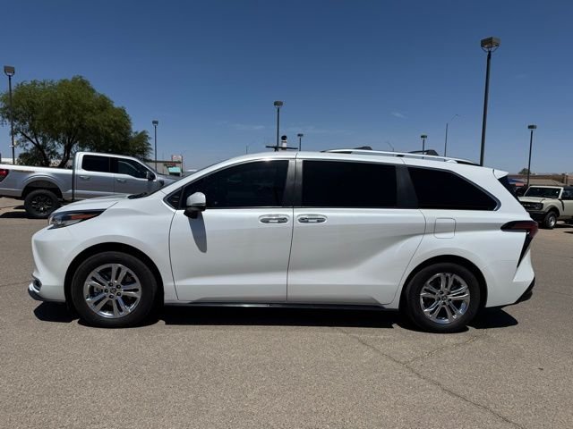 2023 Toyota Sienna Platinum - Photo 10