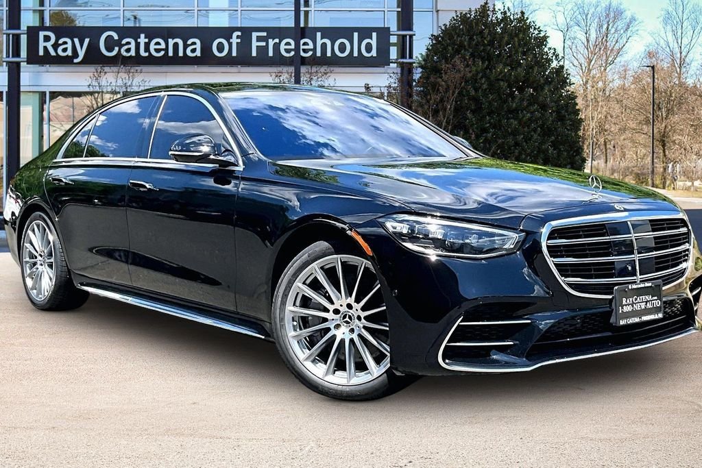 Certified Used 2023 Black Mercedes-Benz S 580 image 11