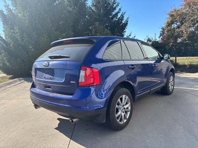 Used 2014 Blue Ford SEL image 6