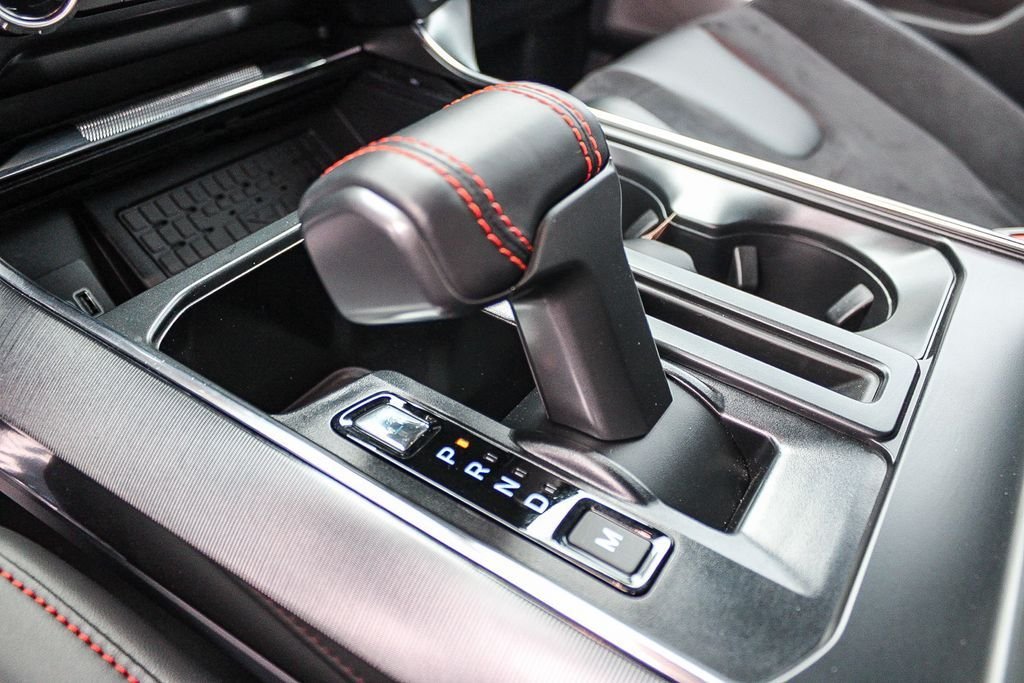 Used 2025 Gray Metallic Ford Raptor image 21