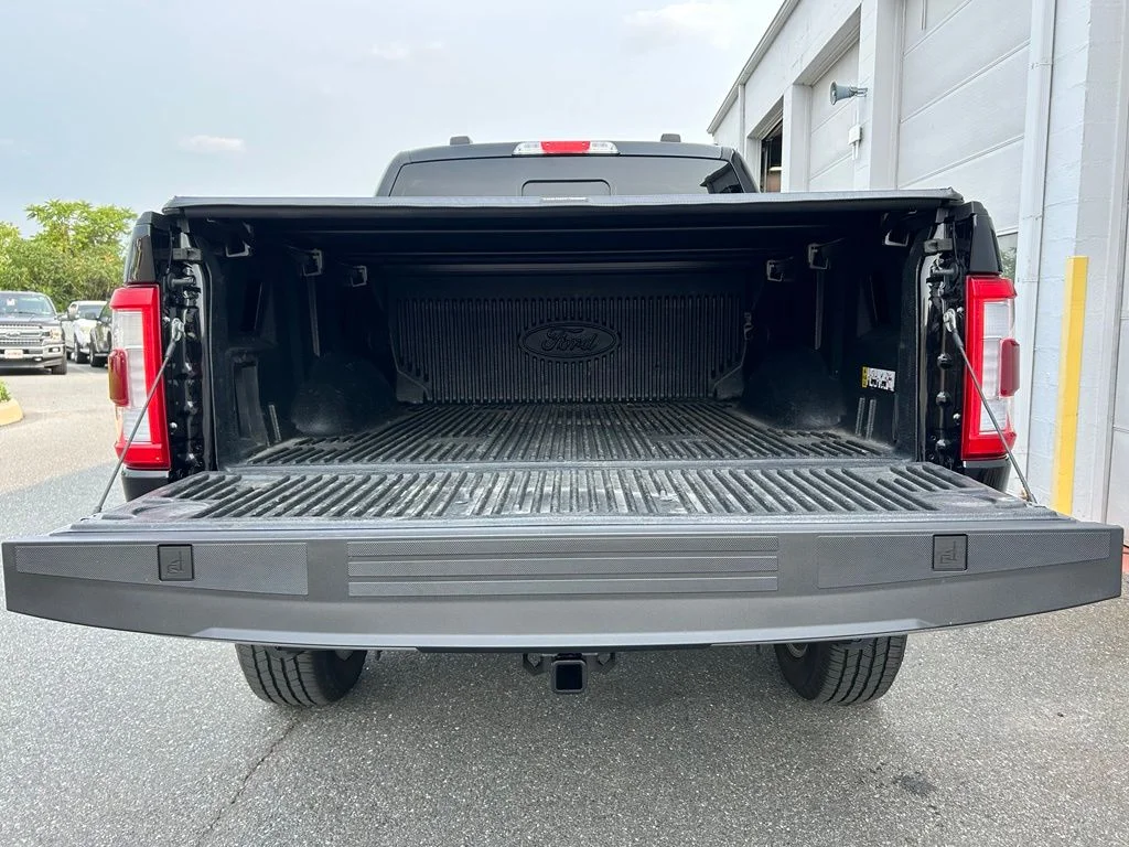 Used 2022 Black Ford Lariat image 24