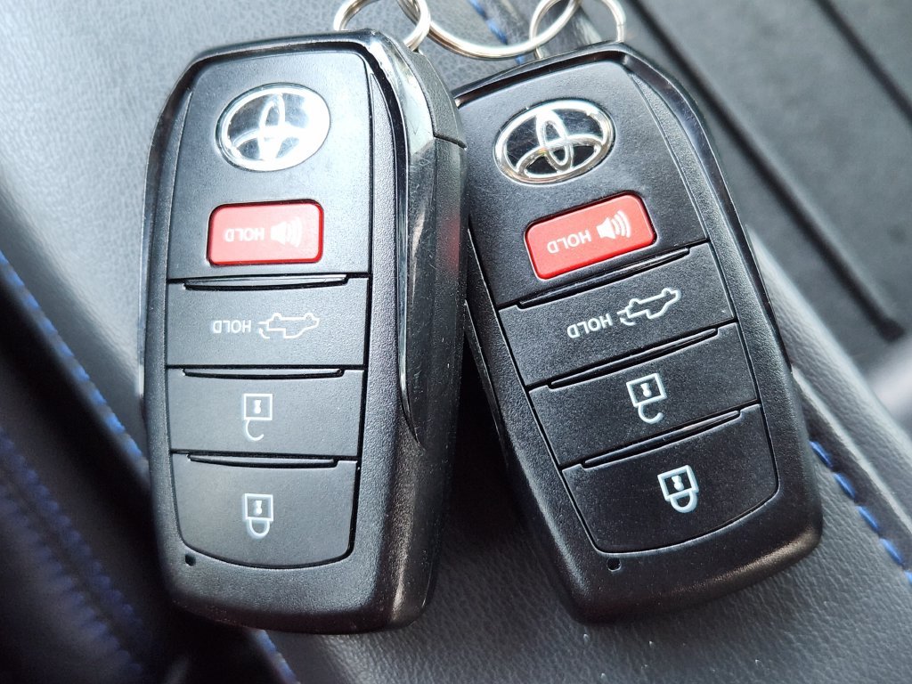 Certified Used 2024 Silver Toyota Platinum image 30