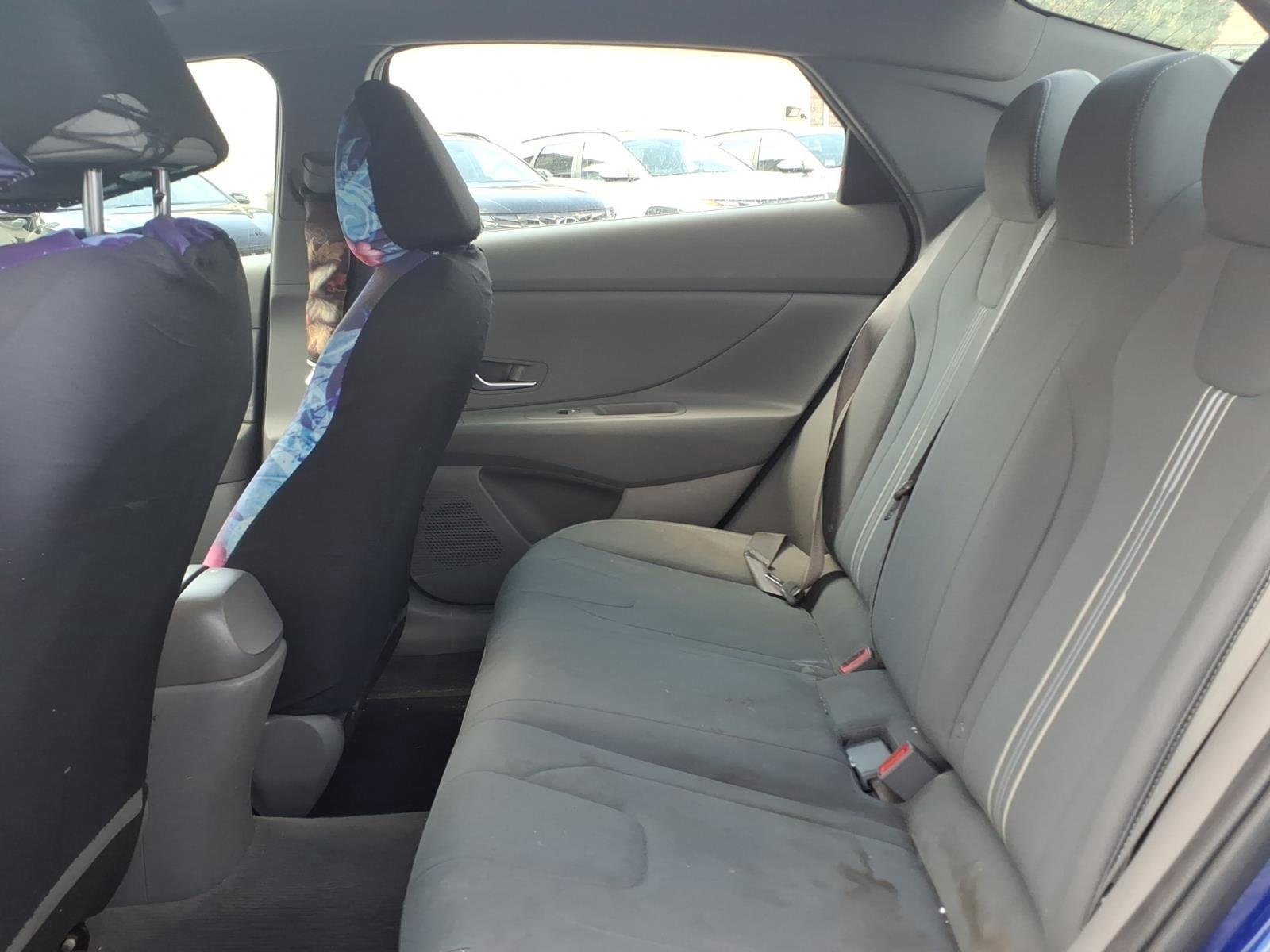 2021 Hyundai Elantra SEL - Photo 16