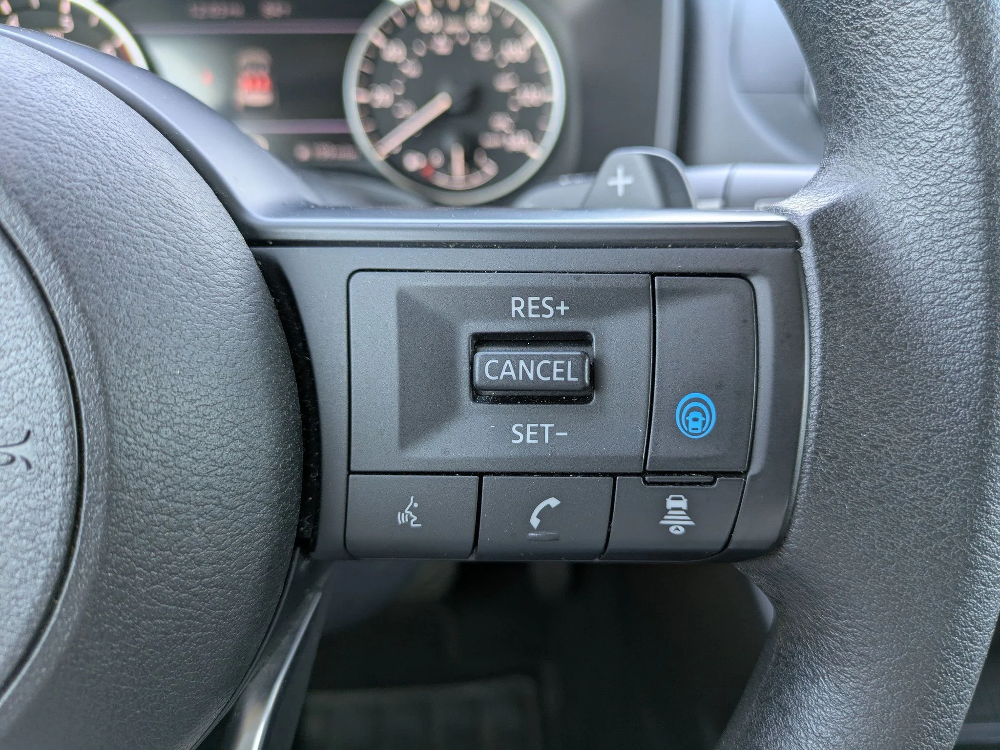 Certified Used 2024 Everest White Pearl Nissan SV image 25
