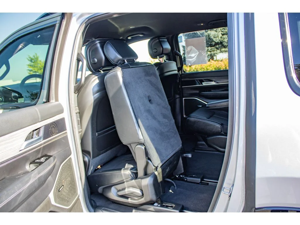 Used 2024 Silver Zynith Jeep Series III image 21