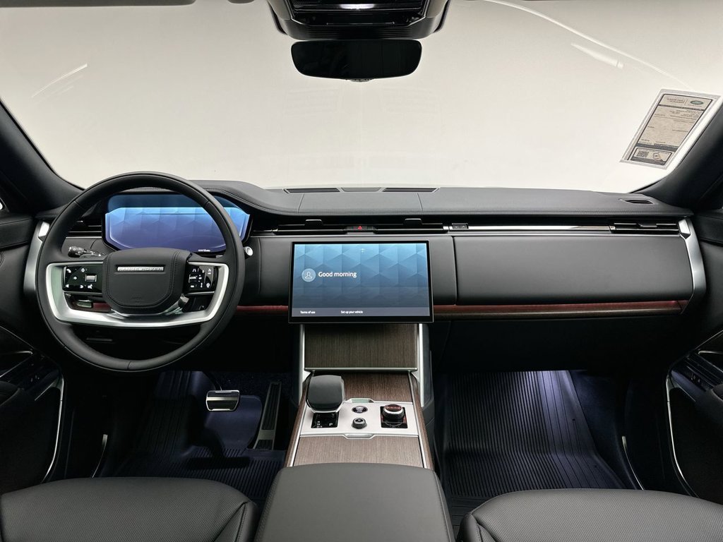 New 2027 Santorini Black Land Rover SE image 8