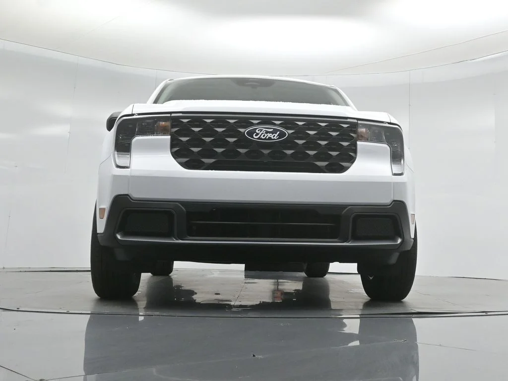 New 2026 White Ford XLT image 40