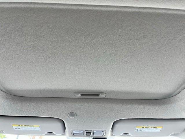 New 2026 White Hyundai SEL image 25