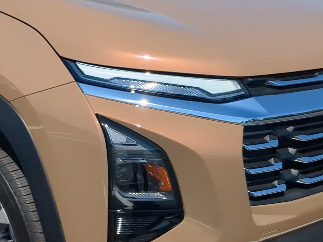2027 Chevrolet Equinox LT - Photo 9