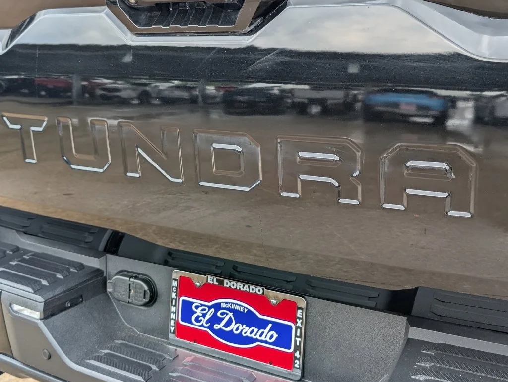 Used 2023  Toyota Platinum image 33
