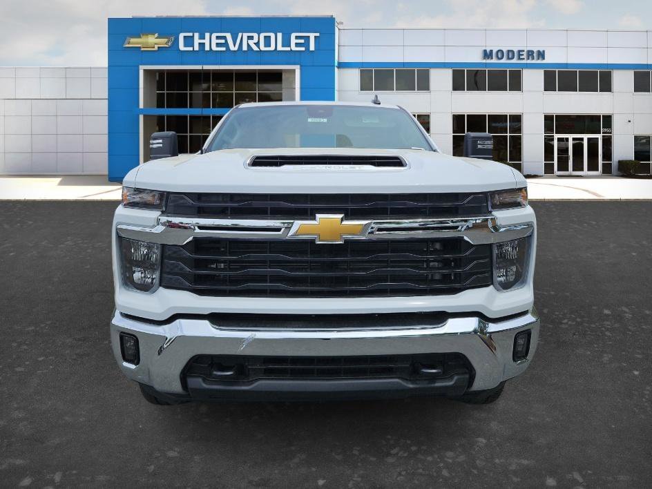 New 2026 Summit White Chevrolet LT image 8