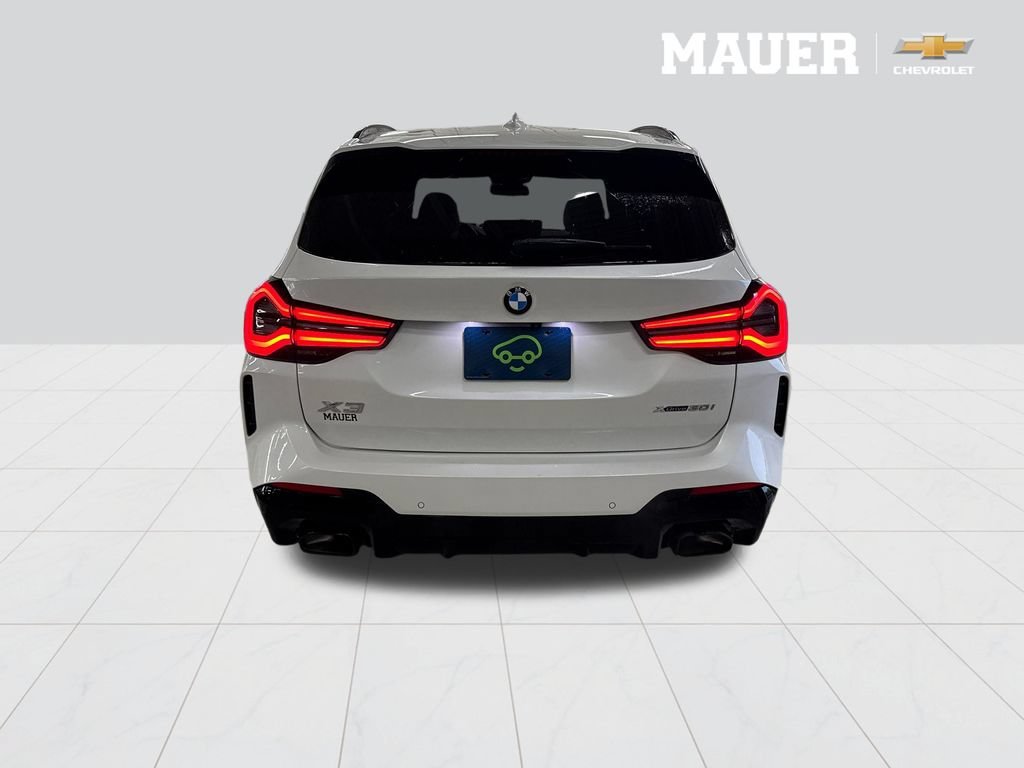 Used 2023 White BMW xDrive30i image 5