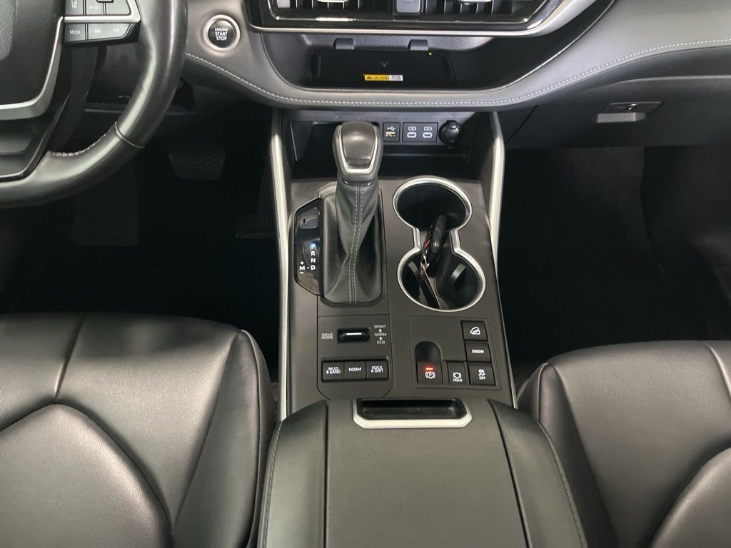 Used 2024 Gray Toyota XLE image 11