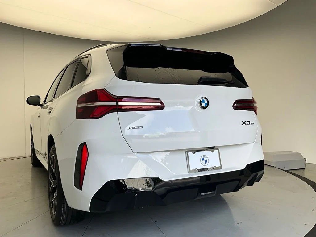 New 2026 Alpine White BMW 30 xDrive image 4