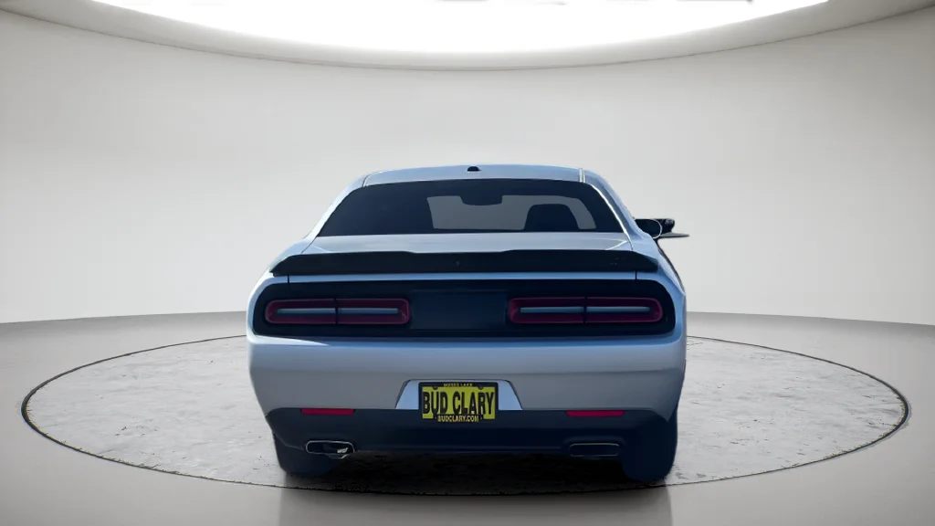 Used 2020 Silver Dodge SXT image 16