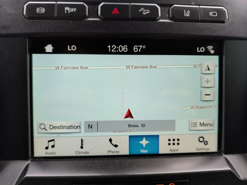 Used 2017 White Ford Platinum image 20