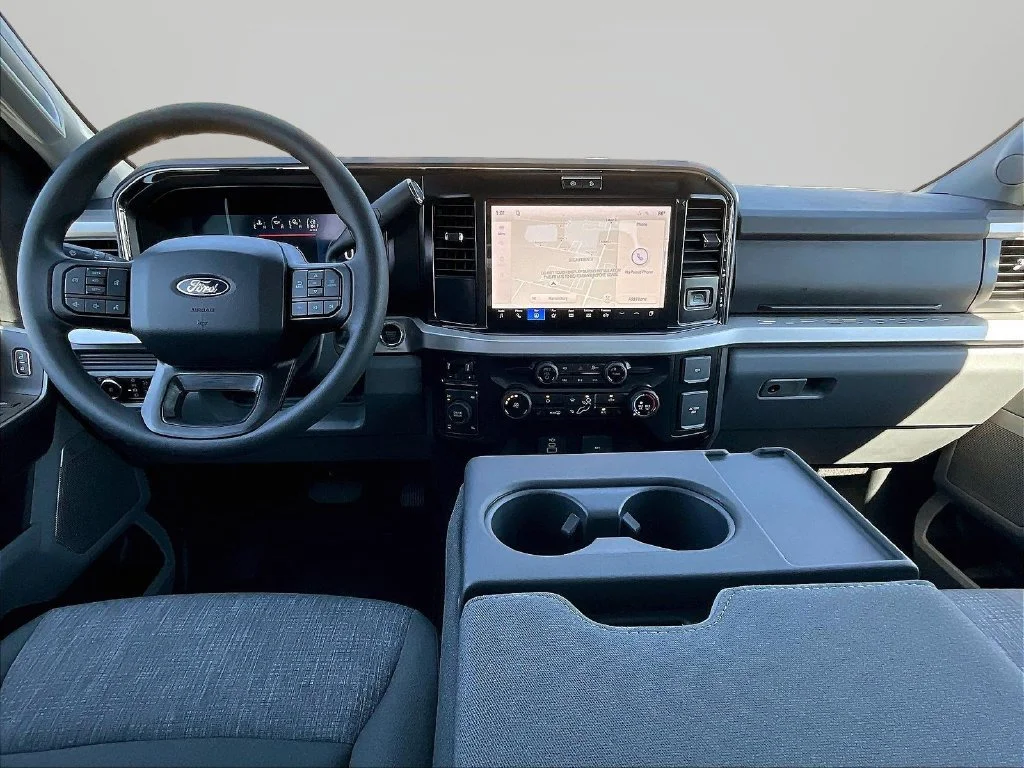 New 2027 Agate Black Metallic Ford F-350® XLT image 5