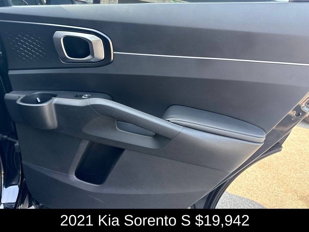 Used 2021 Ebony Black Kia S image 20