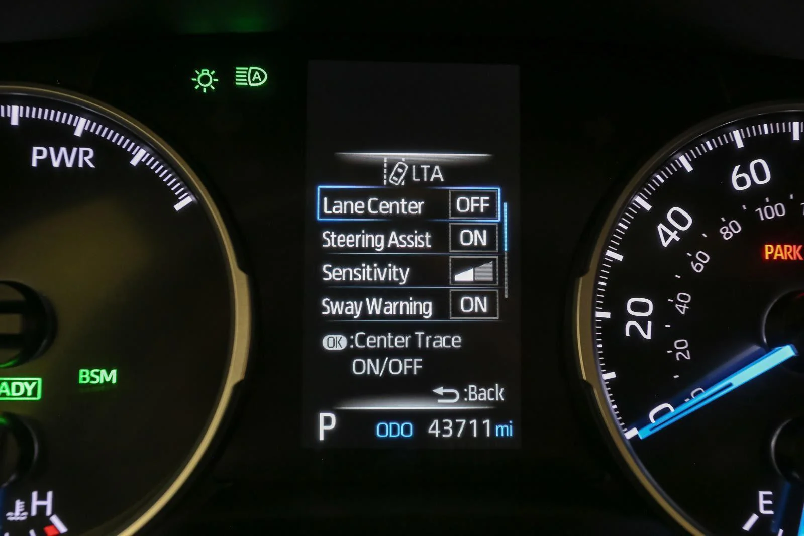 Certified Used 2022 White Toyota XLE image 38
