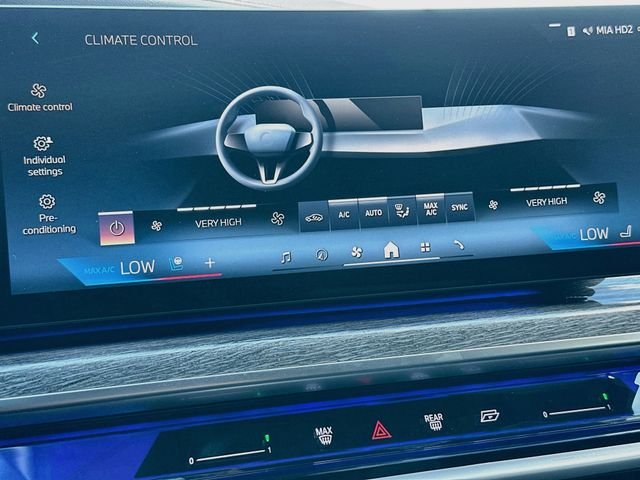 Certified Used 2024 Gray BMW xDrive60 image 16