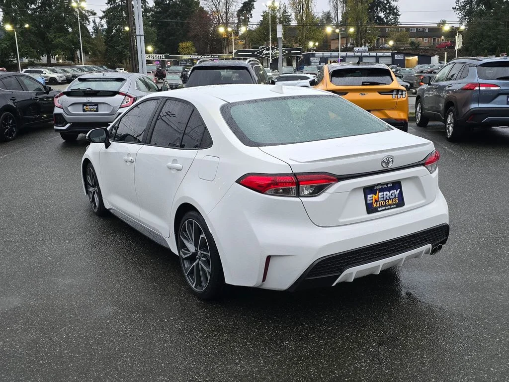 2021 Toyota Corolla SE - Photo 5