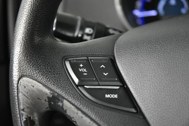 Used 2011 Silver Hyundai GLS image 28