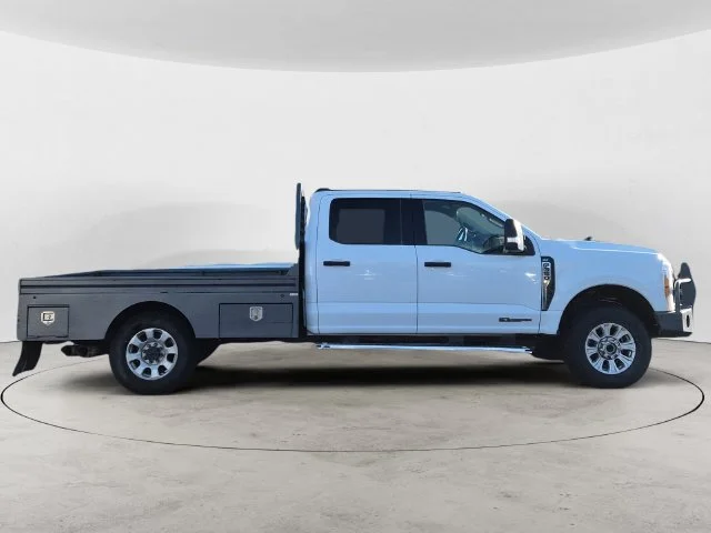 Used 2024 White Ford XLT image 4