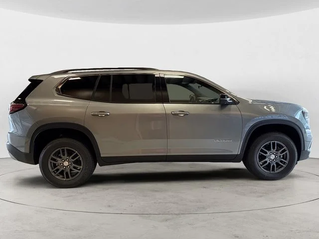 New 2026 Silver GMC Elevation image 7