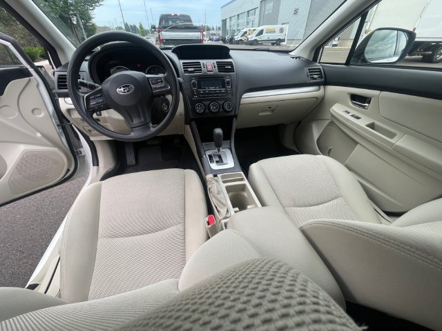 Used 2013 Satin White Pearl Subaru 2.0i Premium image 10