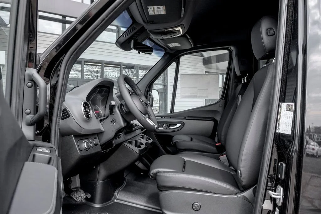 New 2026 Obsidian Black Metallic Mercedes-Benz  image 12