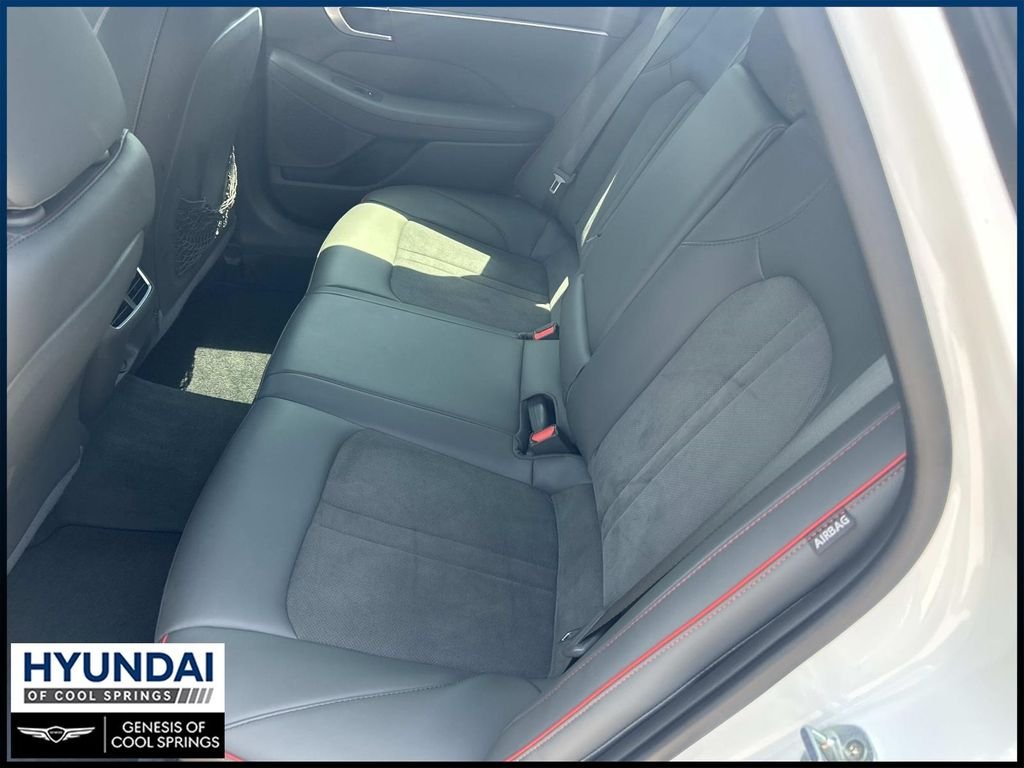 Used 2020 Gray Hyundai SEL Plus image 19