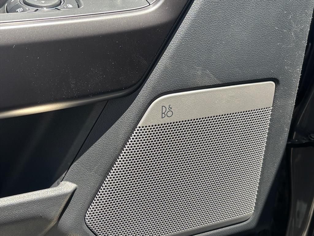 New 2026 Carbonized Gray Metallic Ford Lariat® image 8