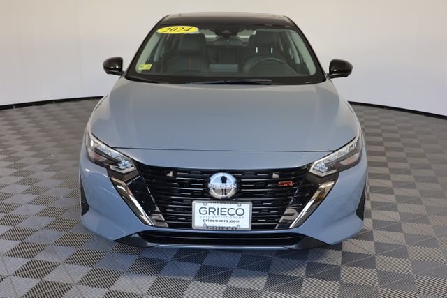 Used 2024 Gray Nissan SR image 2