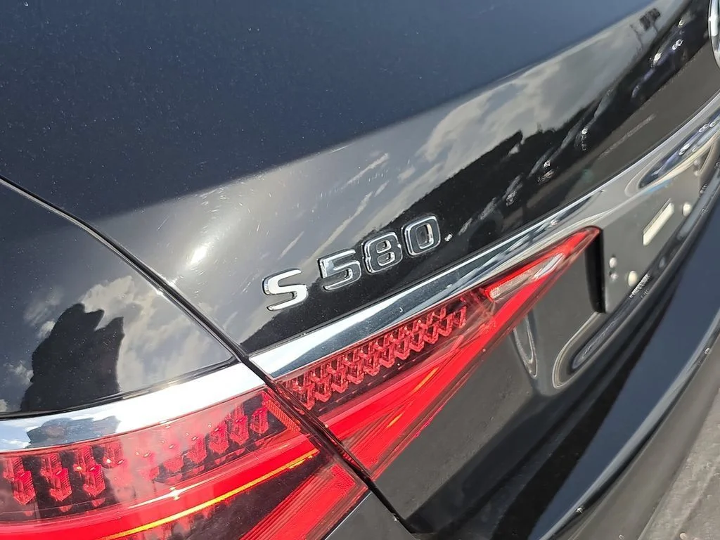 Used 2023 Black Mercedes-Benz S 580 image 6