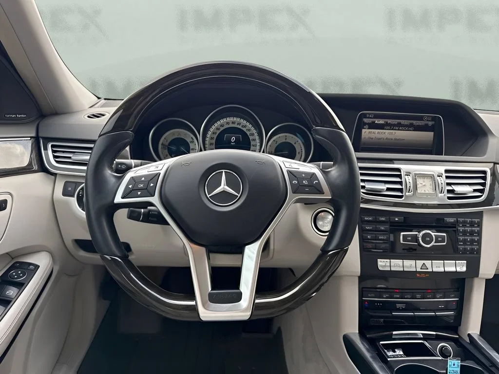 Used 2014  Mercedes-Benz E 250 BlueTEC® Luxury image 17