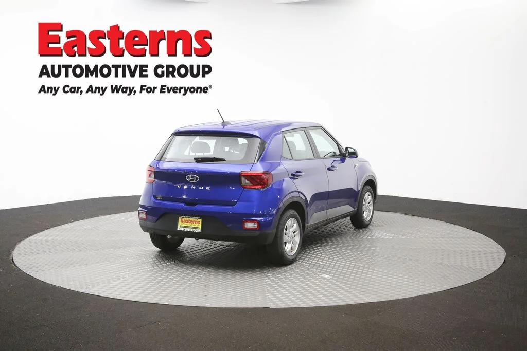 Used 2023 Blue Hyundai SE image 40