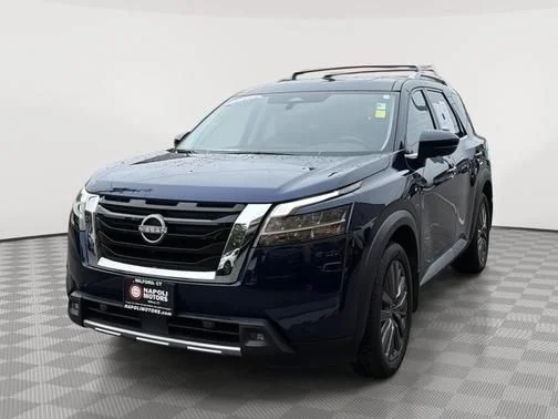 Certified Used 2023 Blue Nissan SL image 7