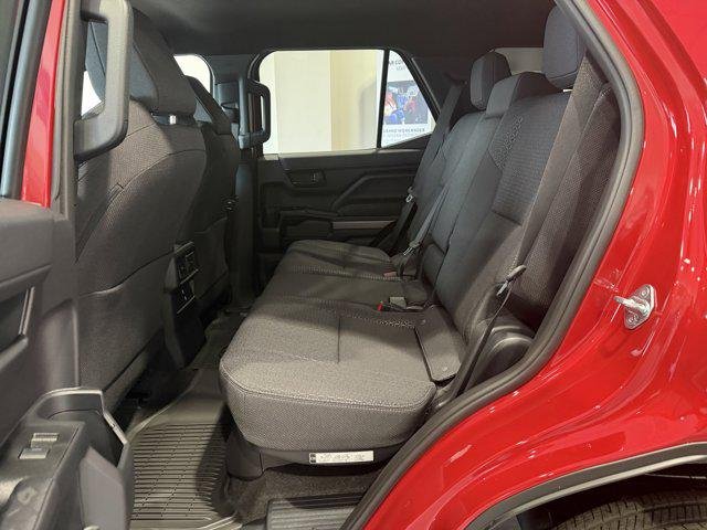 2025 Toyota 4Runner SR5 - Photo 25