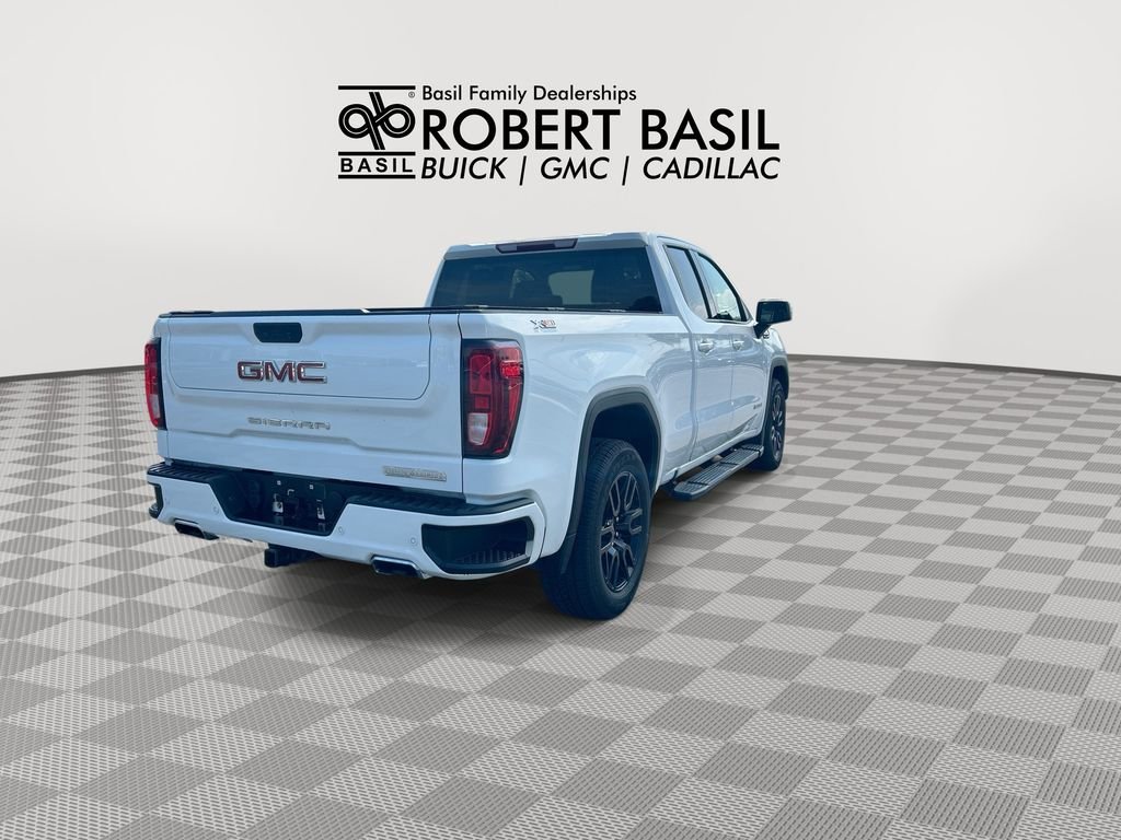 Used 2022 White GMC Elevation image 8