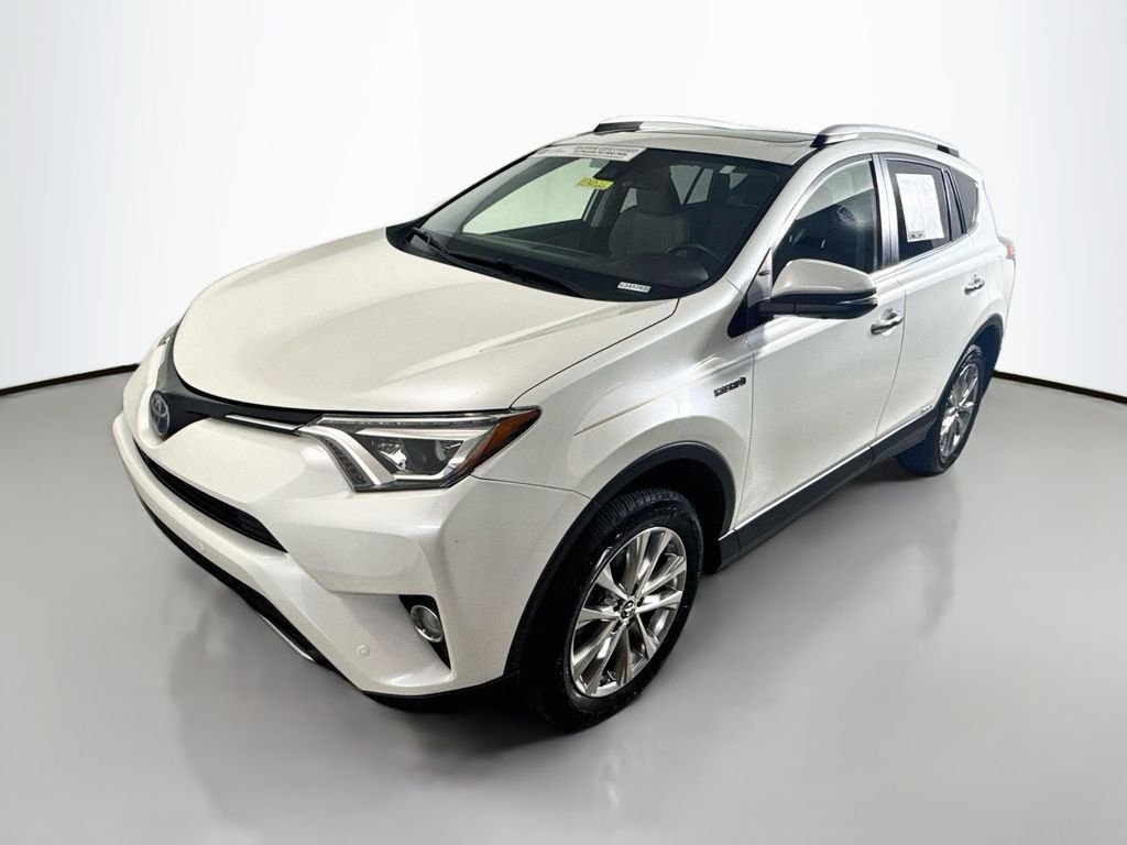 Used 2016 Blizzard Pearl Toyota Limited image 3