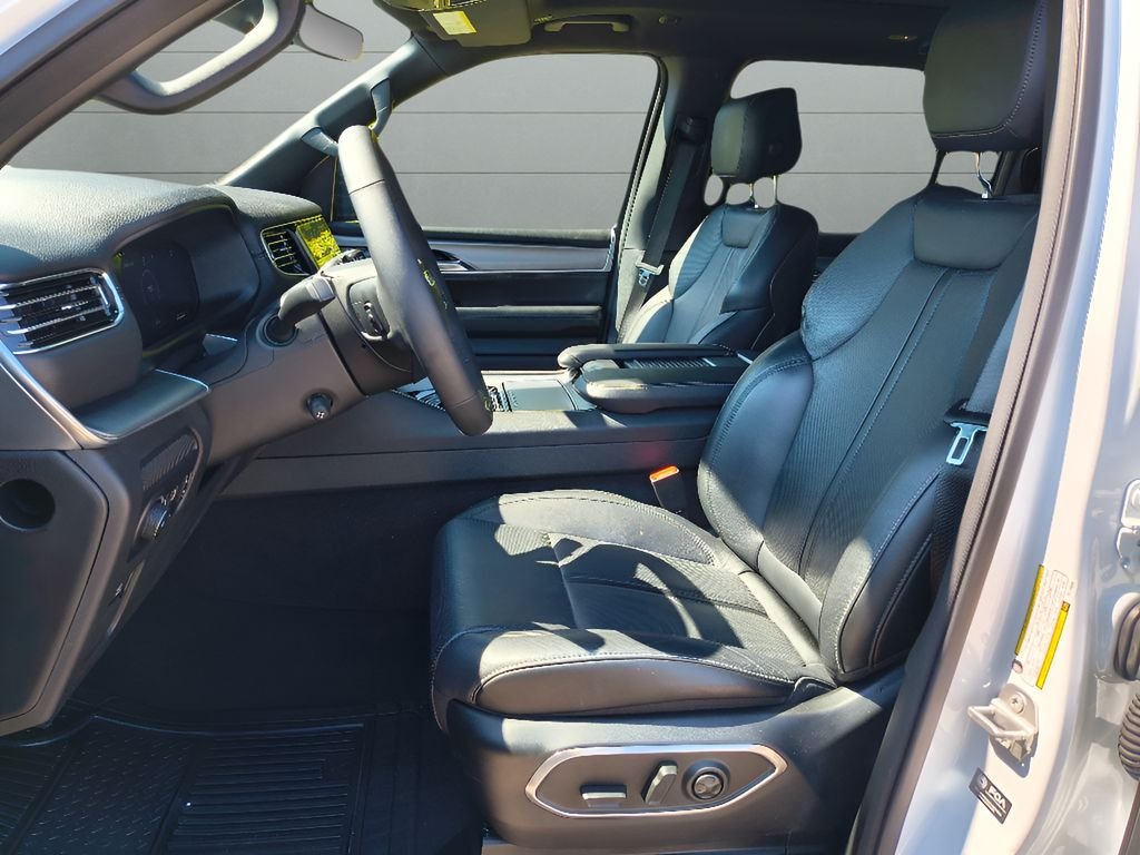 2024 Jeep Wagoneer Series II - Photo 19