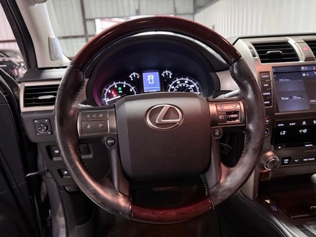 Used 2018 Gray Lexus 460 image 22