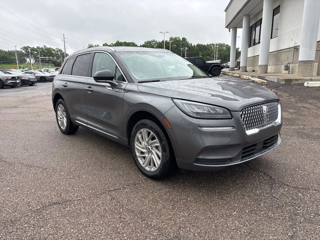 2022 Lincoln Corsair FWD's photo