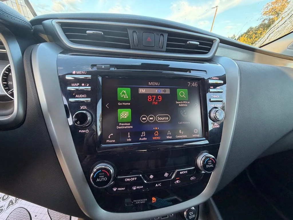 Used 2019 Black Nissan SL image 21