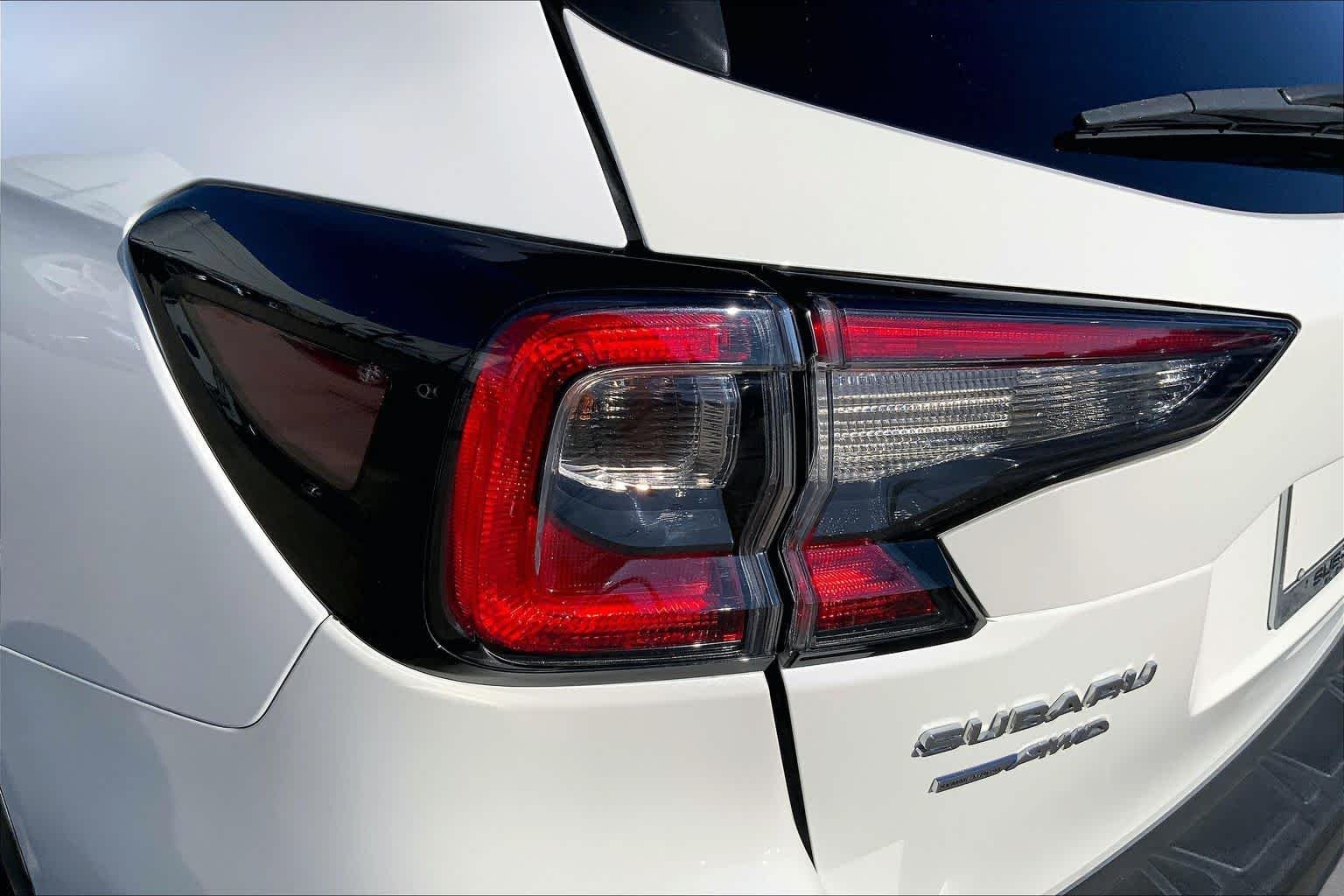 Used 2022 Crystal White Pearl Subaru Premium image 26