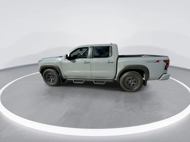 Used 2025 Gray Nissan PRO-X image 5